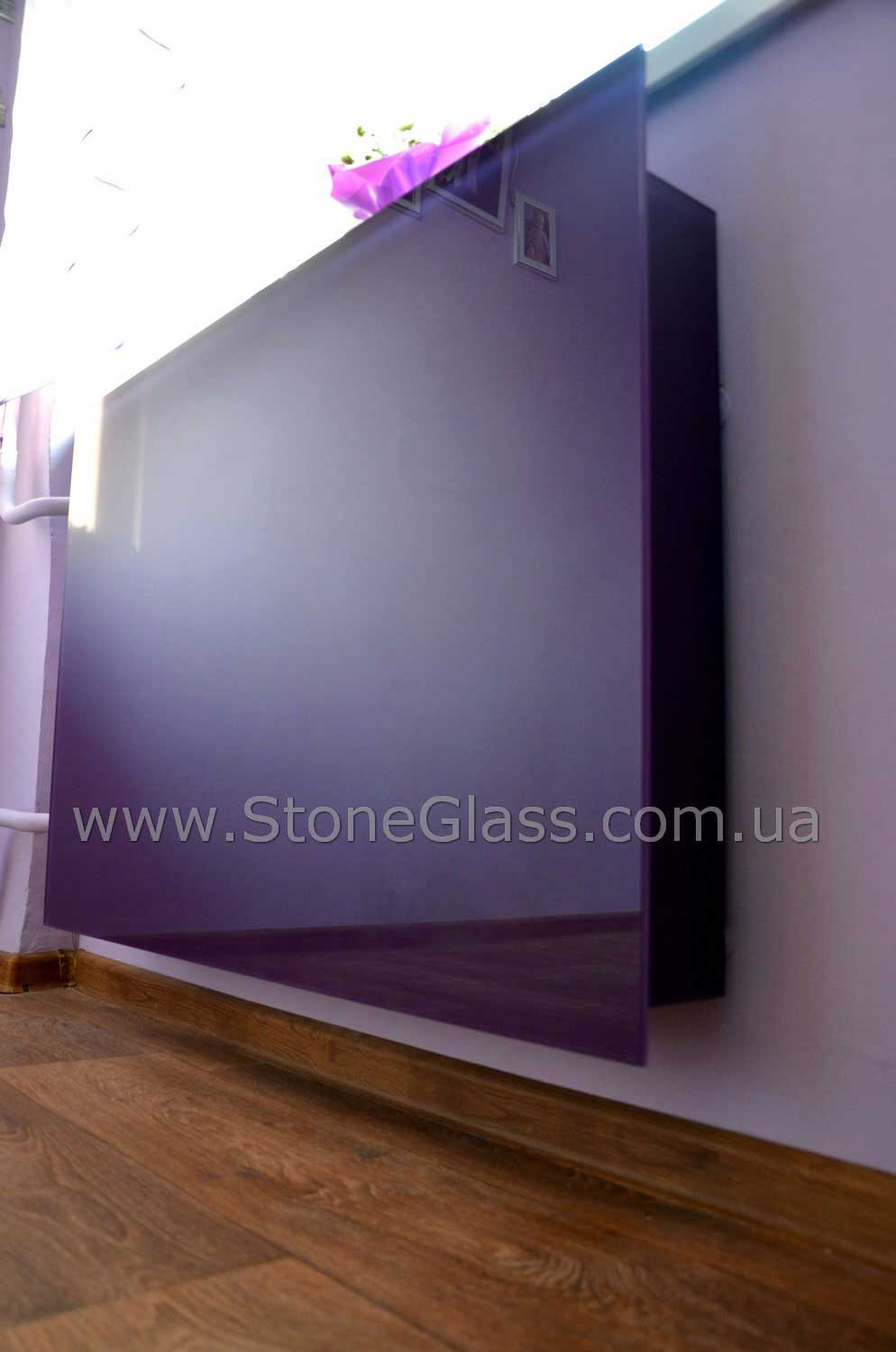 Фиолетовый экран с глянцевой поверхностью